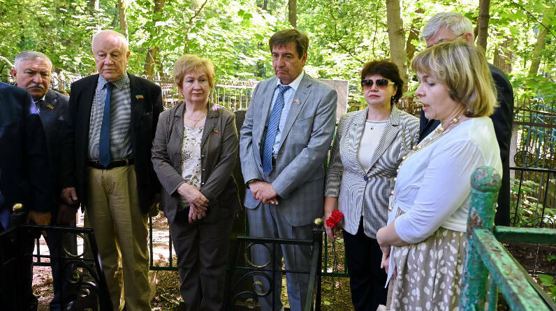 Депутаты Госсовета РТ присоединились к благотворительной акции «Эстафета памяти»