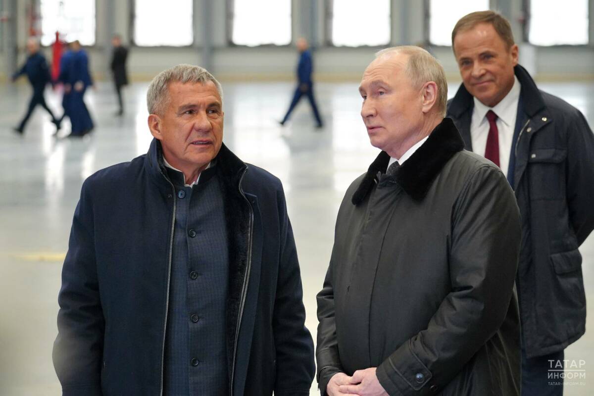 Путин поздравил Минниханова с 80-летием Победы, отметив несгибаемую силу духа бойцов