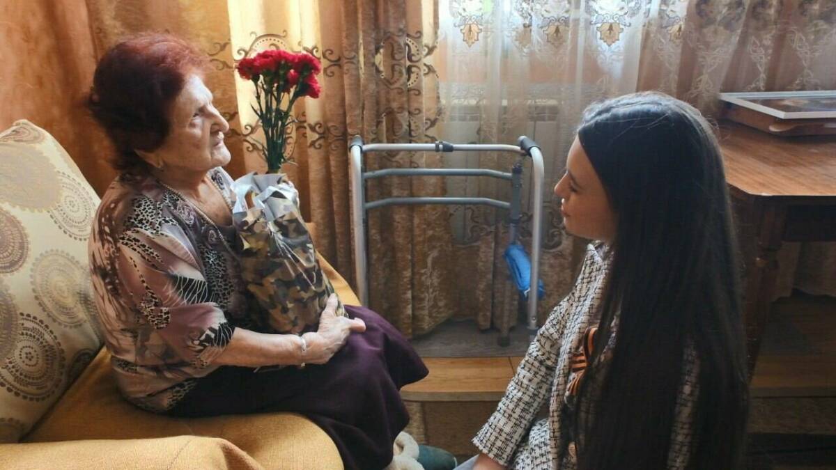 Нижнекамская школьница подготовила для ветеранов более сотни подарков