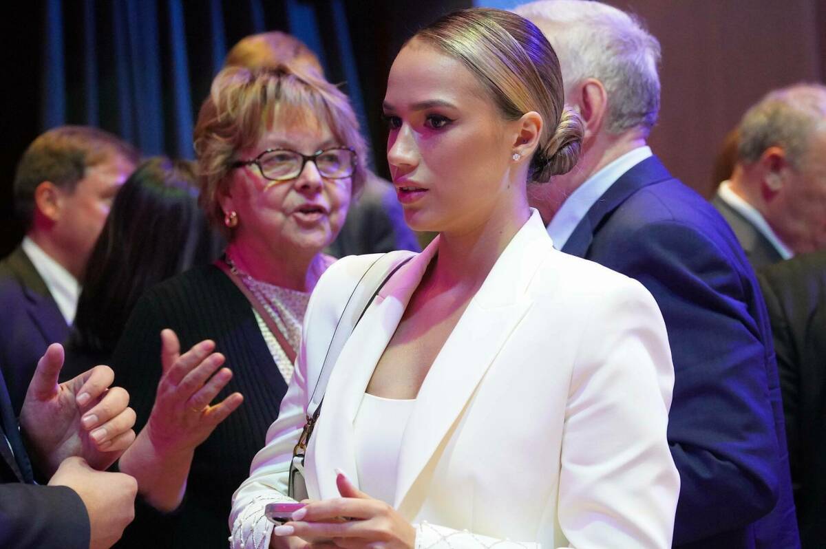 Загитова объяснила, почему Медведевой доверили одну из ролей