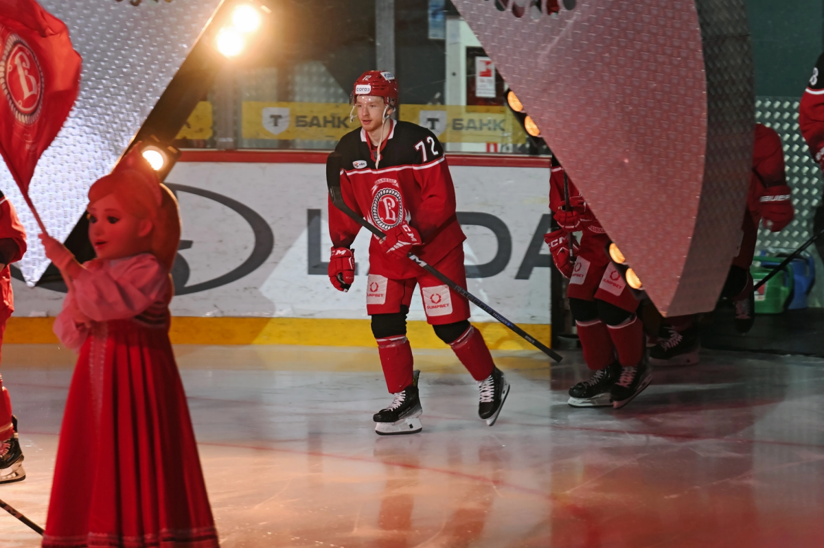 «Так было надо». «Витязь» загадочно прокомментировал обмен Бучельникова в ЦСКА