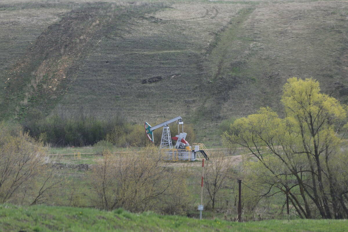 Цена нефти Brent на время превысила 78 долларов на фоне ударов Израиля по Ирану