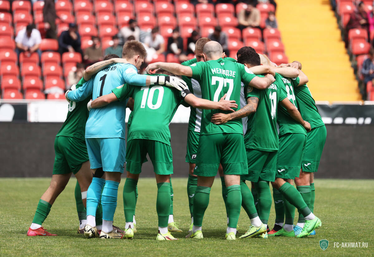 «Ахмат» расстался с шестью игроками