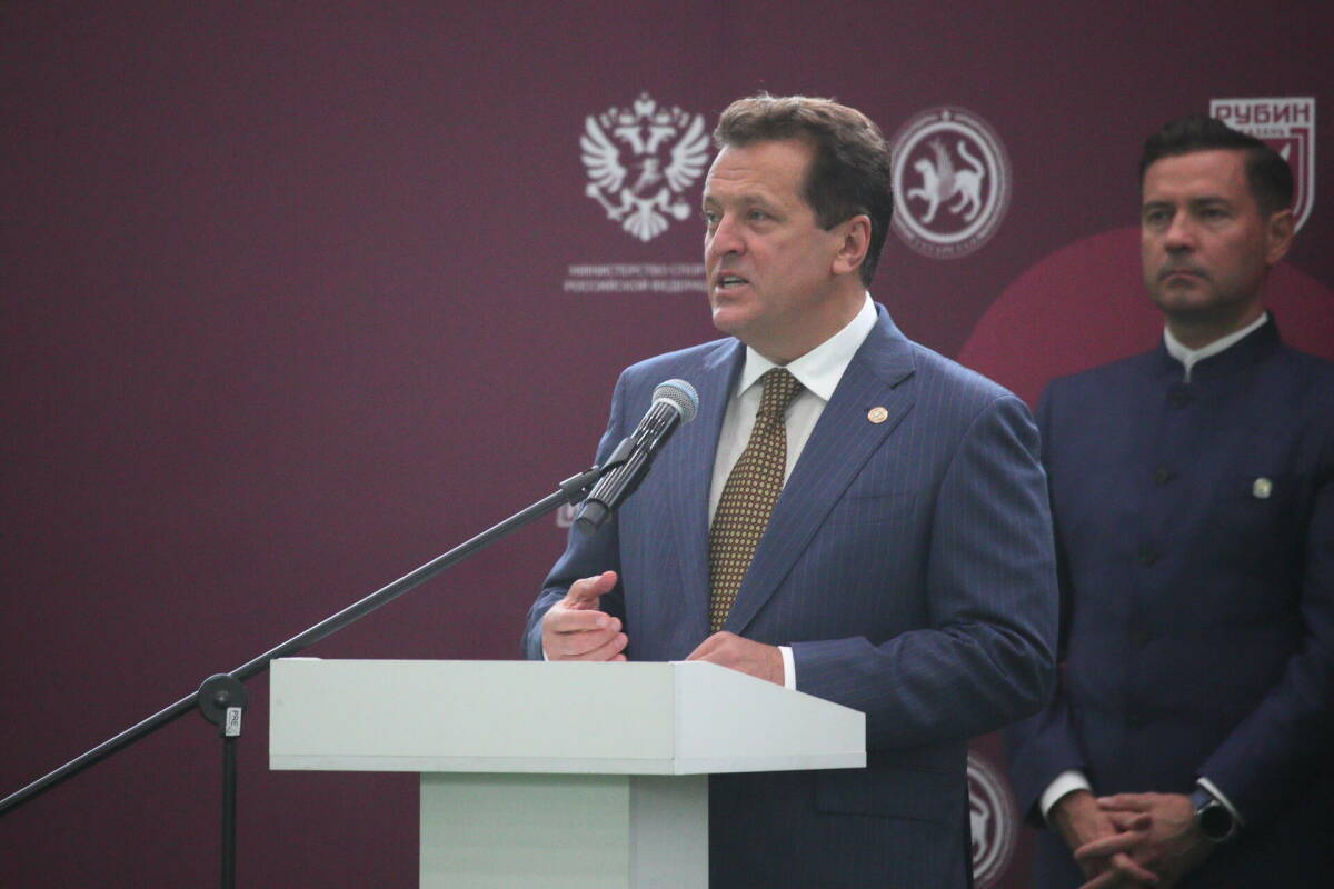 Метшин о Центре футбола Казани: «Здесь играли Месси, Мбаппе и Роналду»