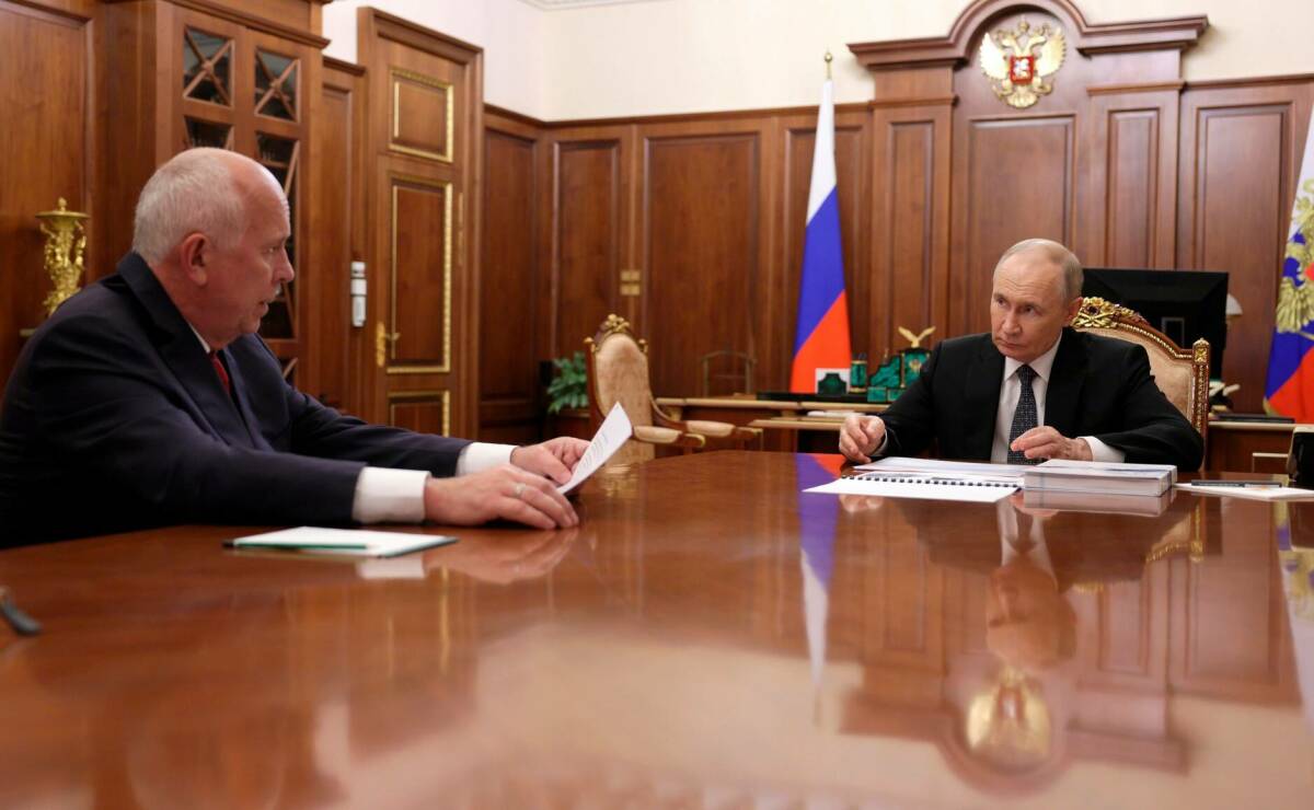 Чемезов доложил Путину о заморозке строительства МСЗ под Казанью