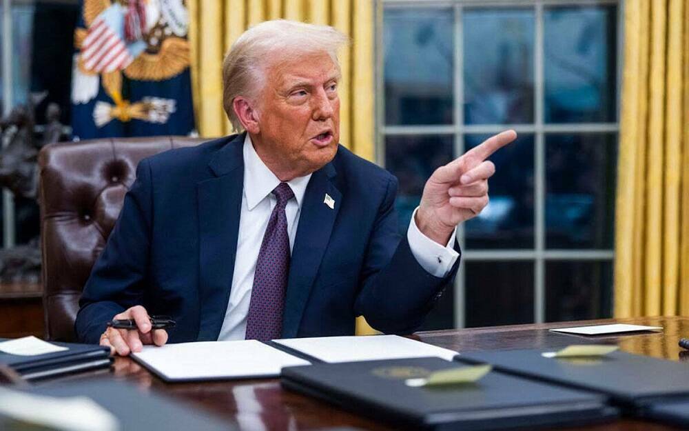 Трамп потребовал от Ирана безоговорочной капитуляции