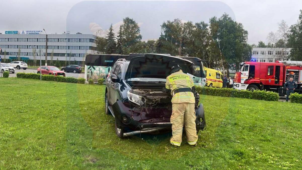 В Нижнекамске столкнулись две иномарки, пассажирка одной из машин погибла