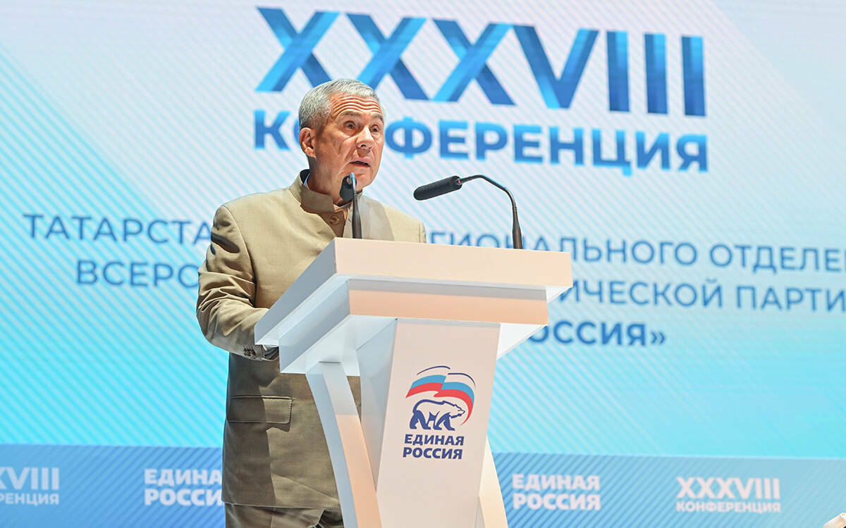 «За него говорят достижения»: Единороссы выдвинули Минниханова на выборы Раиса РТ