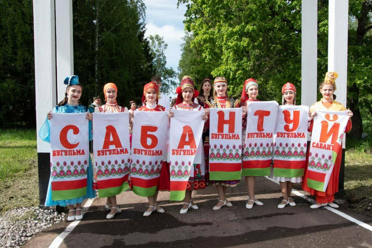 Аударыш, танцоры Башкортостана и скачки: Дамир Фаттахов пригласил на Сабантуй в Бугульме