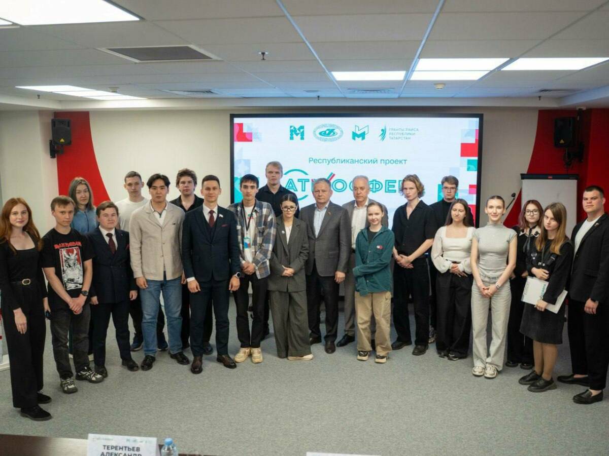 Молодежный актив избирательной системы РТ сразился на дебатах по выборной тематике