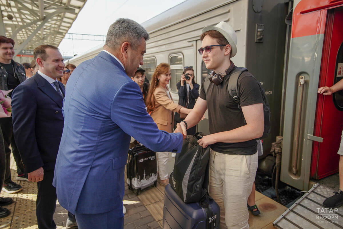 В Казани торжественно встретили победителя Международной олимпиады по химии