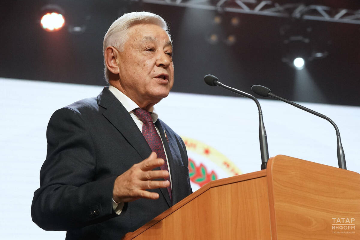 Мухаметшин предложил создать федеральную программу по летнему отдыху детей и молодежи