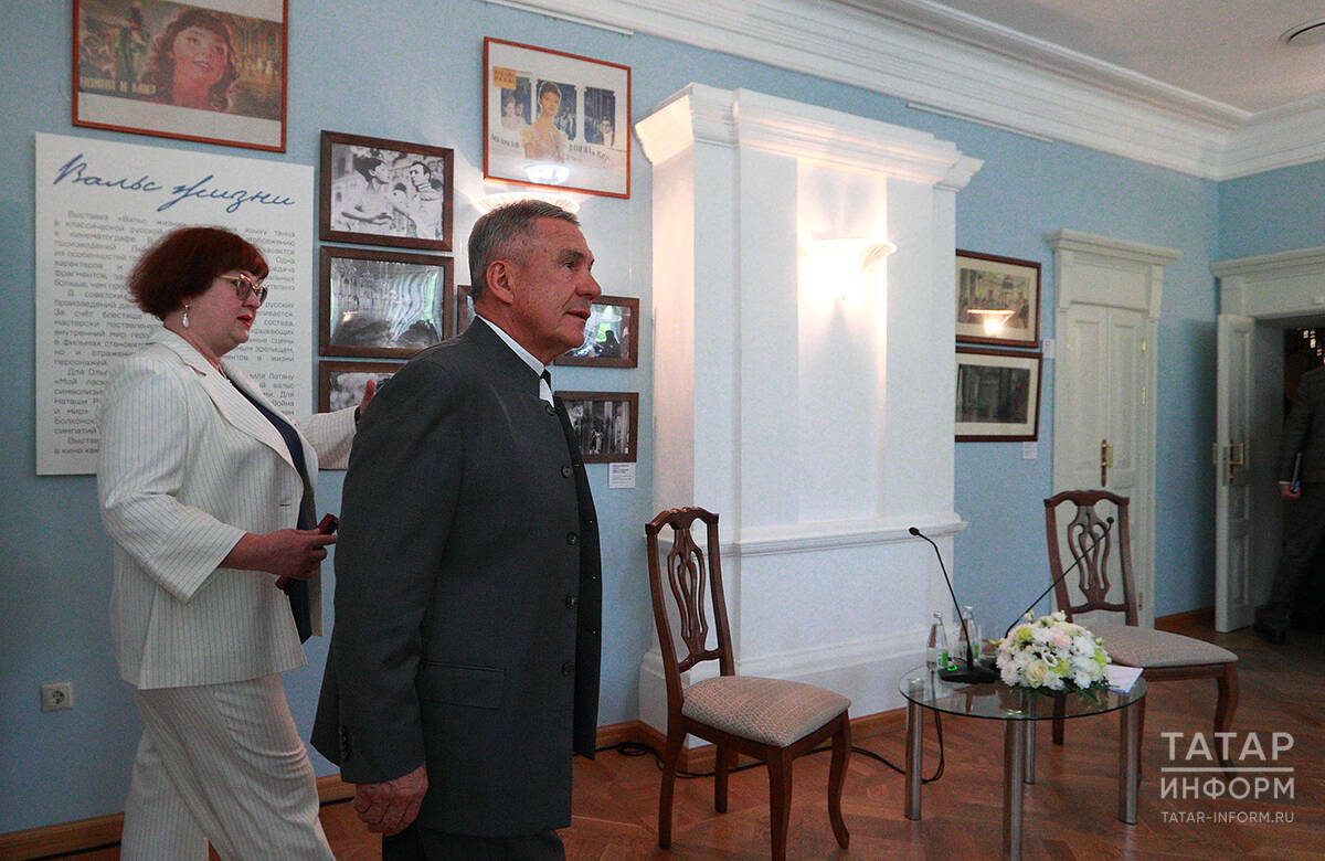 Рустам Минниханов встретился с активом русского национально-культурного объединения РТ