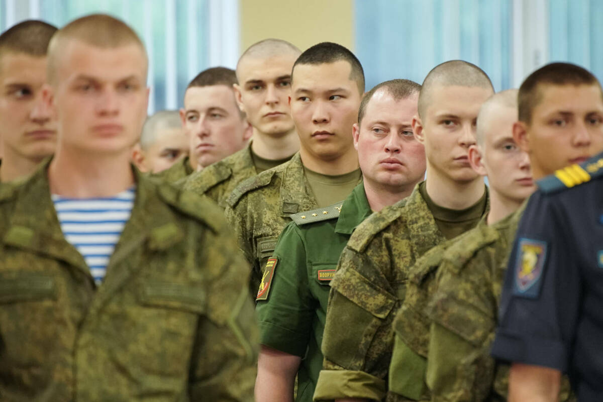 «Армия - школа жизни»: призывники из Татарстана отправятся на Дальний Восток