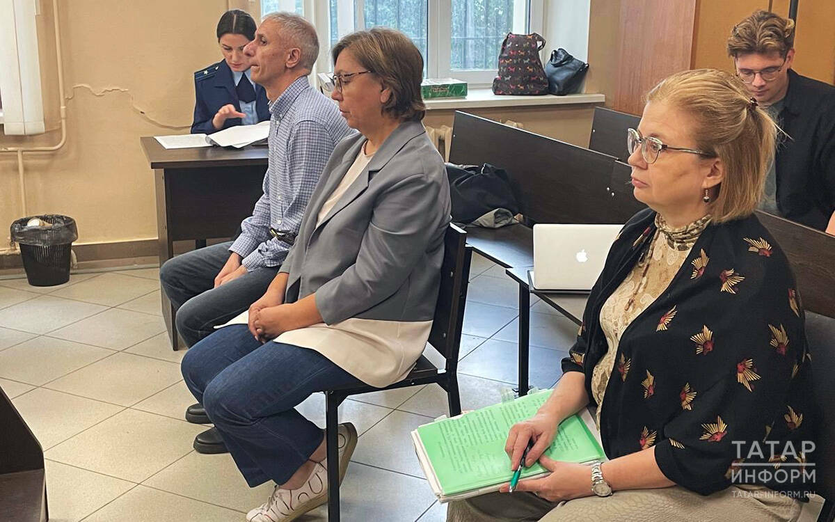 Заработали сотрудники – тратила начальник: экс-главу ЗАГС РТ просят отправить за решетку