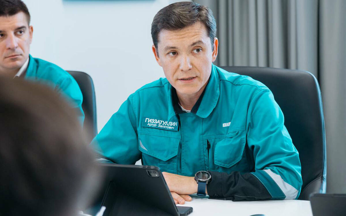 Новые возможности РМЗ НКНХ: «Раньше мы ремонтировали «Запорожец», теперь сможем – «Аурус»