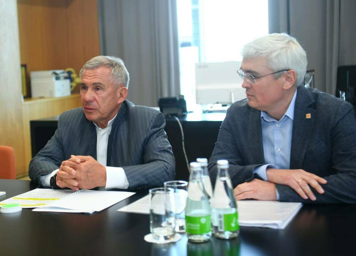 Минниханов и Новак провели рабочую встречу в Альметьевске