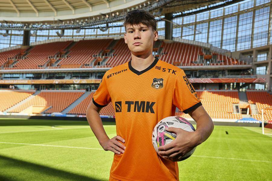 Защитник «Зенита» перешел в «Урал»