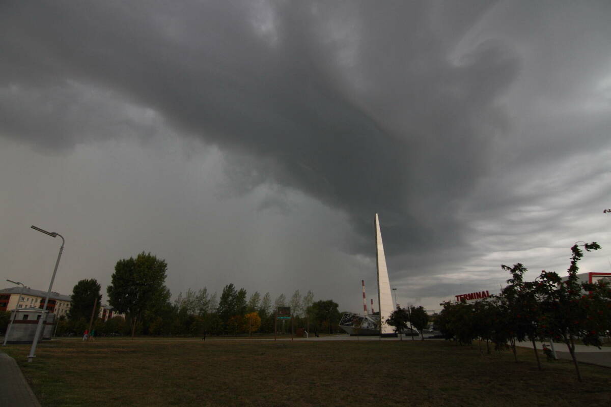 Синоптики предупреждают о грозах и граде на юго-западе Татарстана