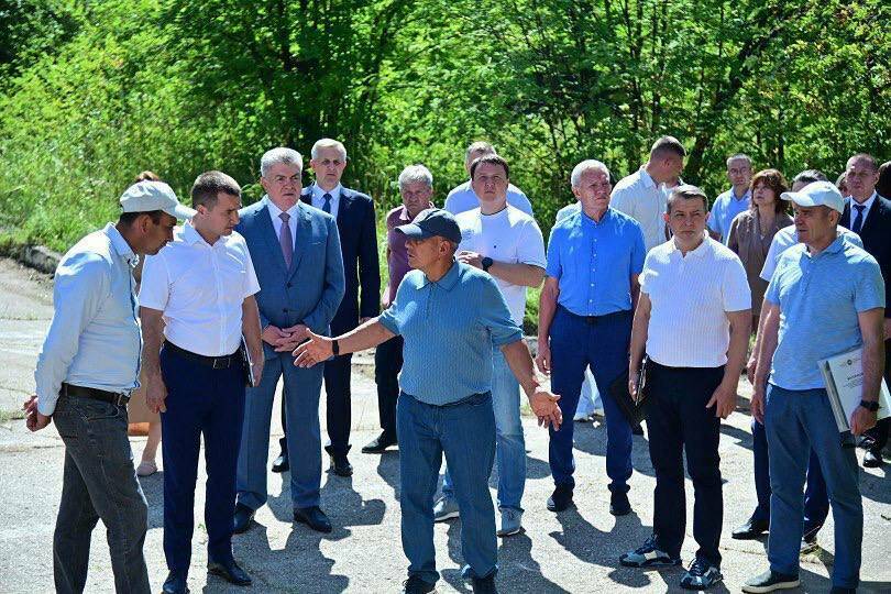 Рустам Минниханов посетил детские лагеря в Тукаевском районе