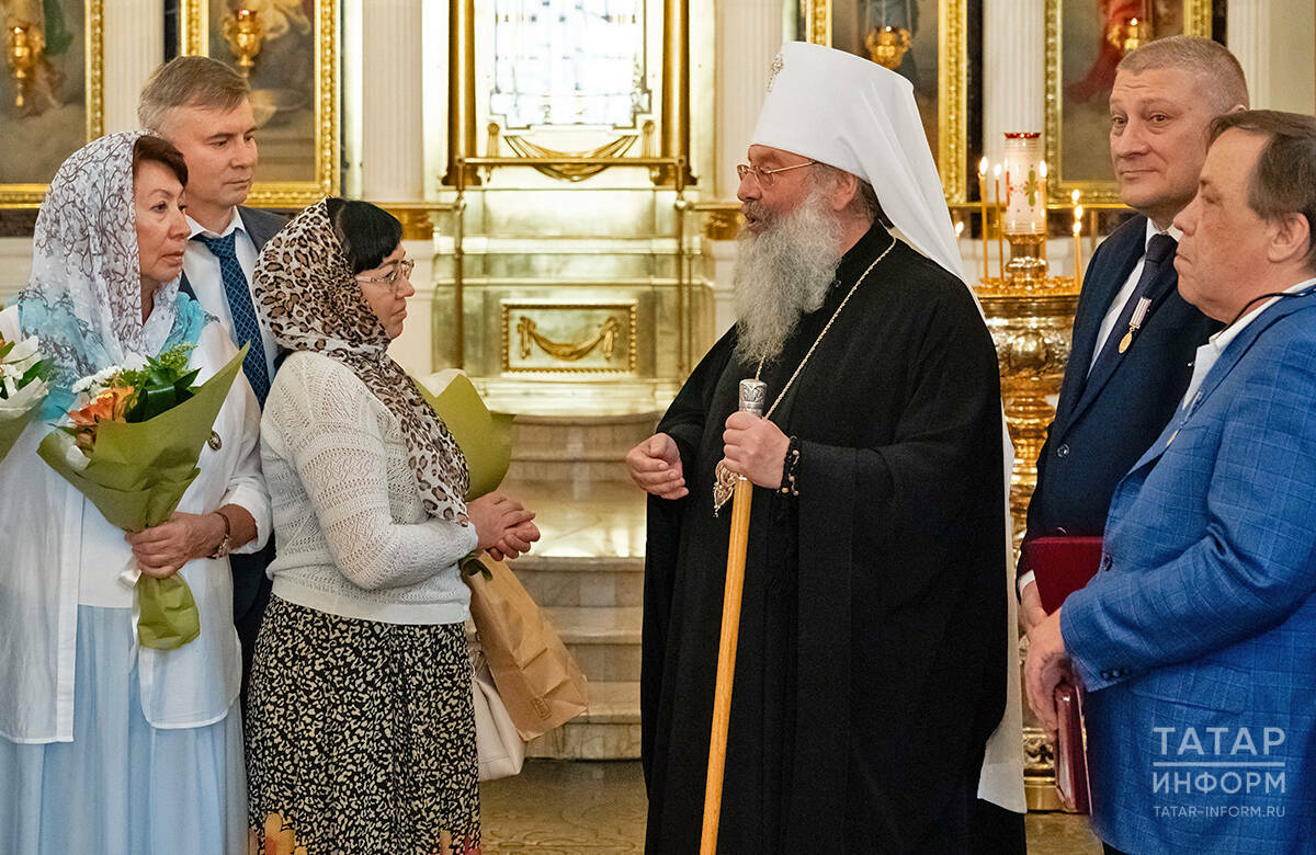 «Врач без духовности – это не врач»: в Казанском соборе вручили награды медикам