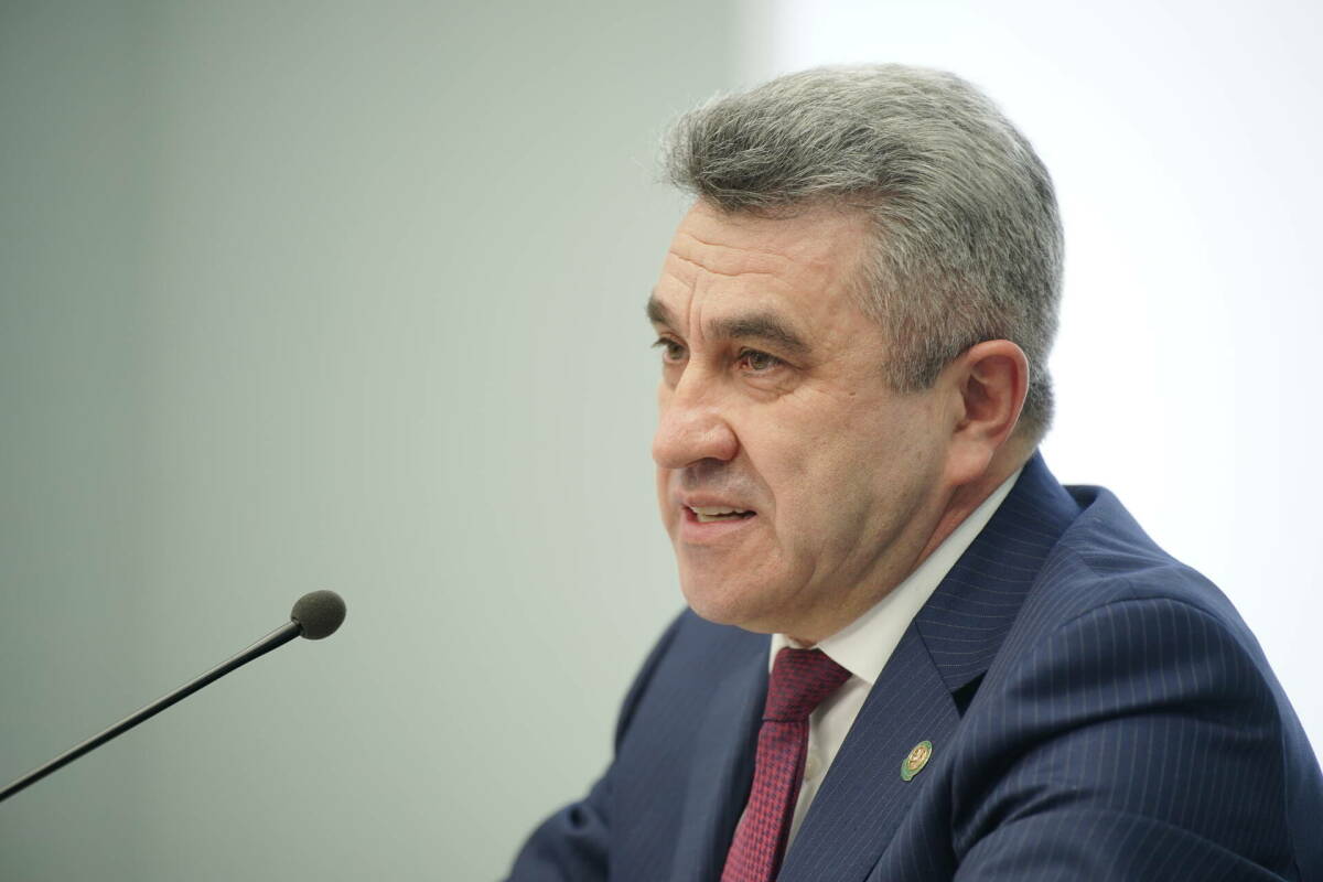 Минобрнауки РТ попросило Минпросвещения РФ сохранить часы на языки в школах