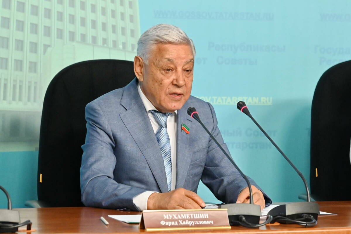 Мухаметшин: Правительство РТ готовит предложения, чтобы разрешить ситуацию по языкам