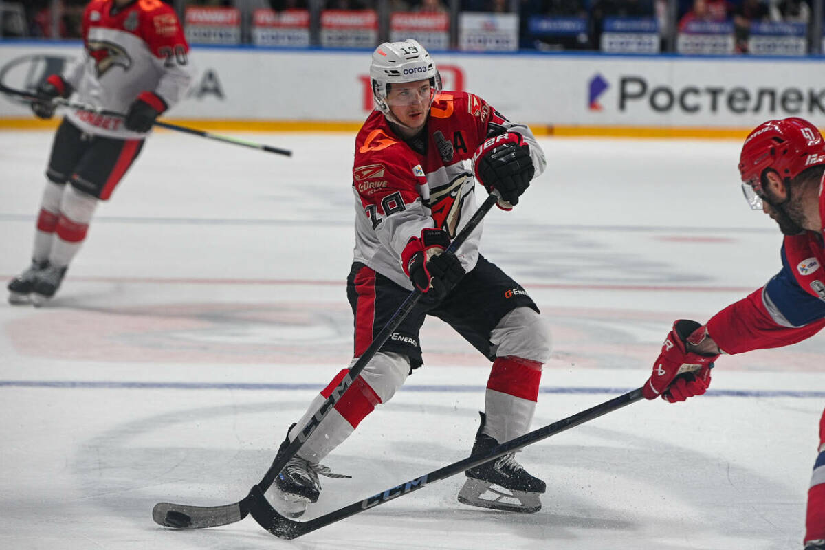 Ткачева выгнал «Авангард», а Крылов делает из «Куньлуня» топ-клуб: трансферный гид КХЛ