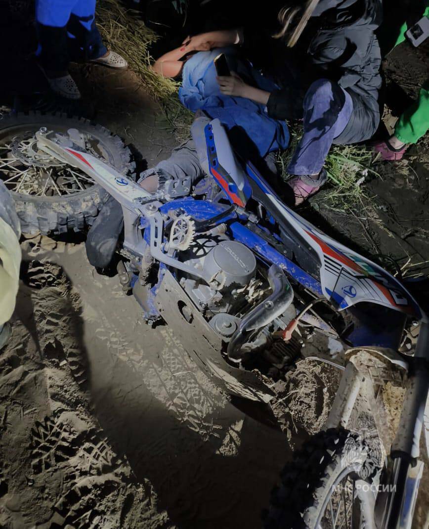 Подросток из РТ, у которого нога застряла в задней вилке питбайка, попал в больницу