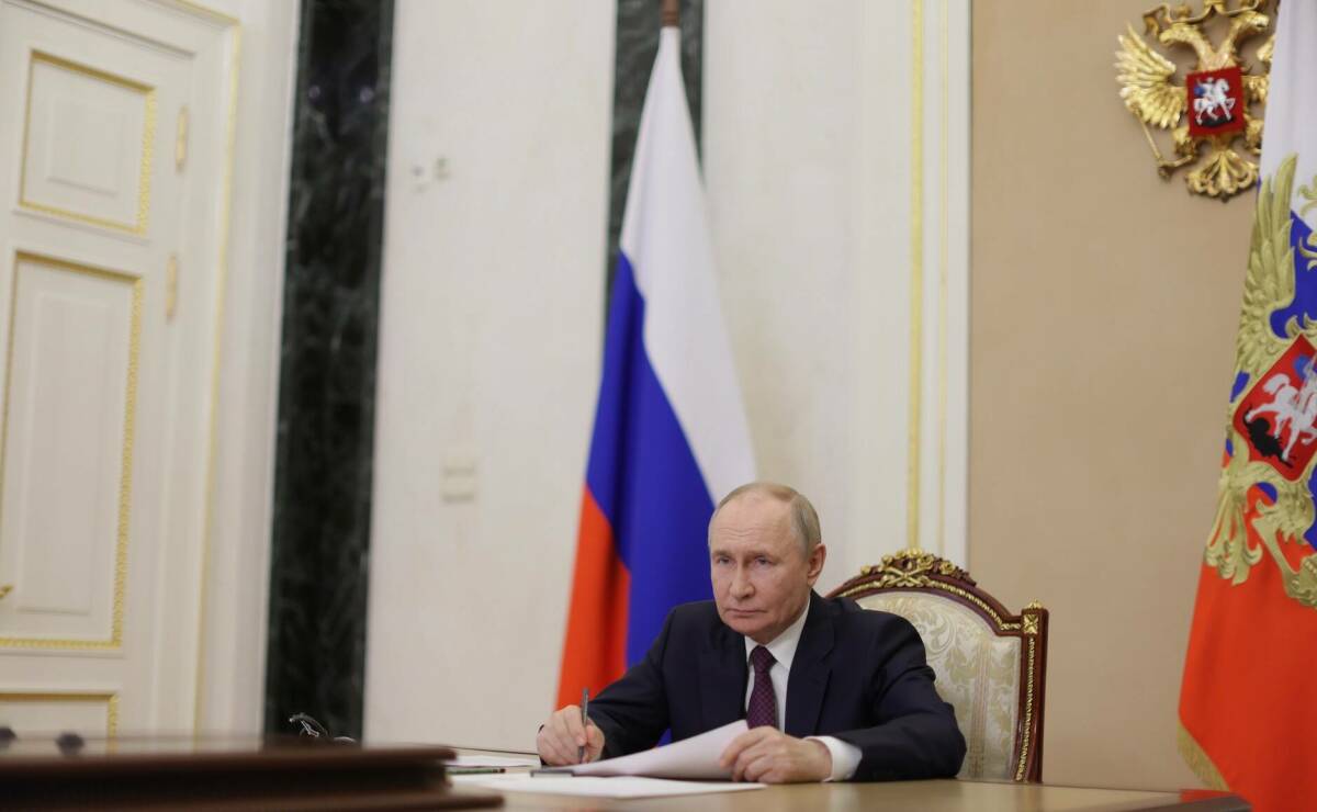 Путин поручил подготовить доклад о новых ВСМ к апрелю 2026-го