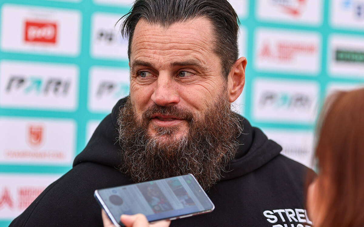 ДжейПи Нил: «Все, кто вовлечен с любовью в регби, ждут Россию на международной арене»