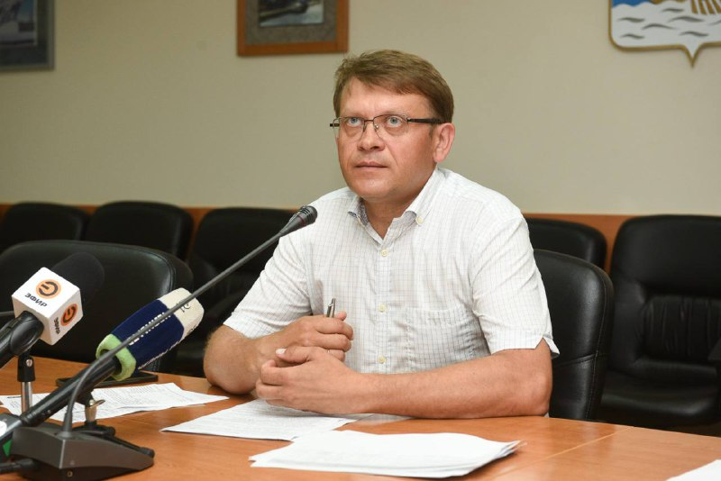 Начальник Управления образования Челнов Рустем Хузин покинул пост