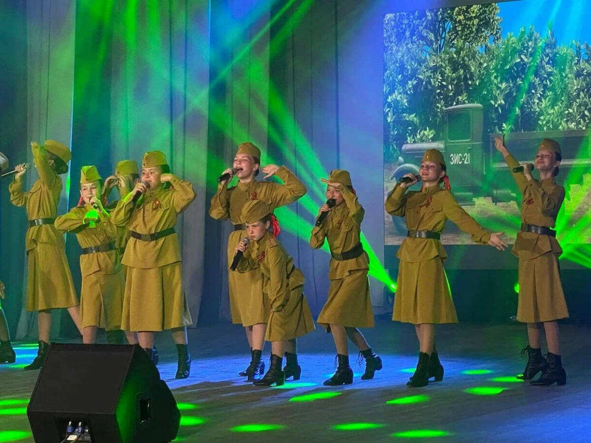 Лауреаты «Созвездия-Йолдызлык» выступили в Бахчисарае с 30 концертными номерами