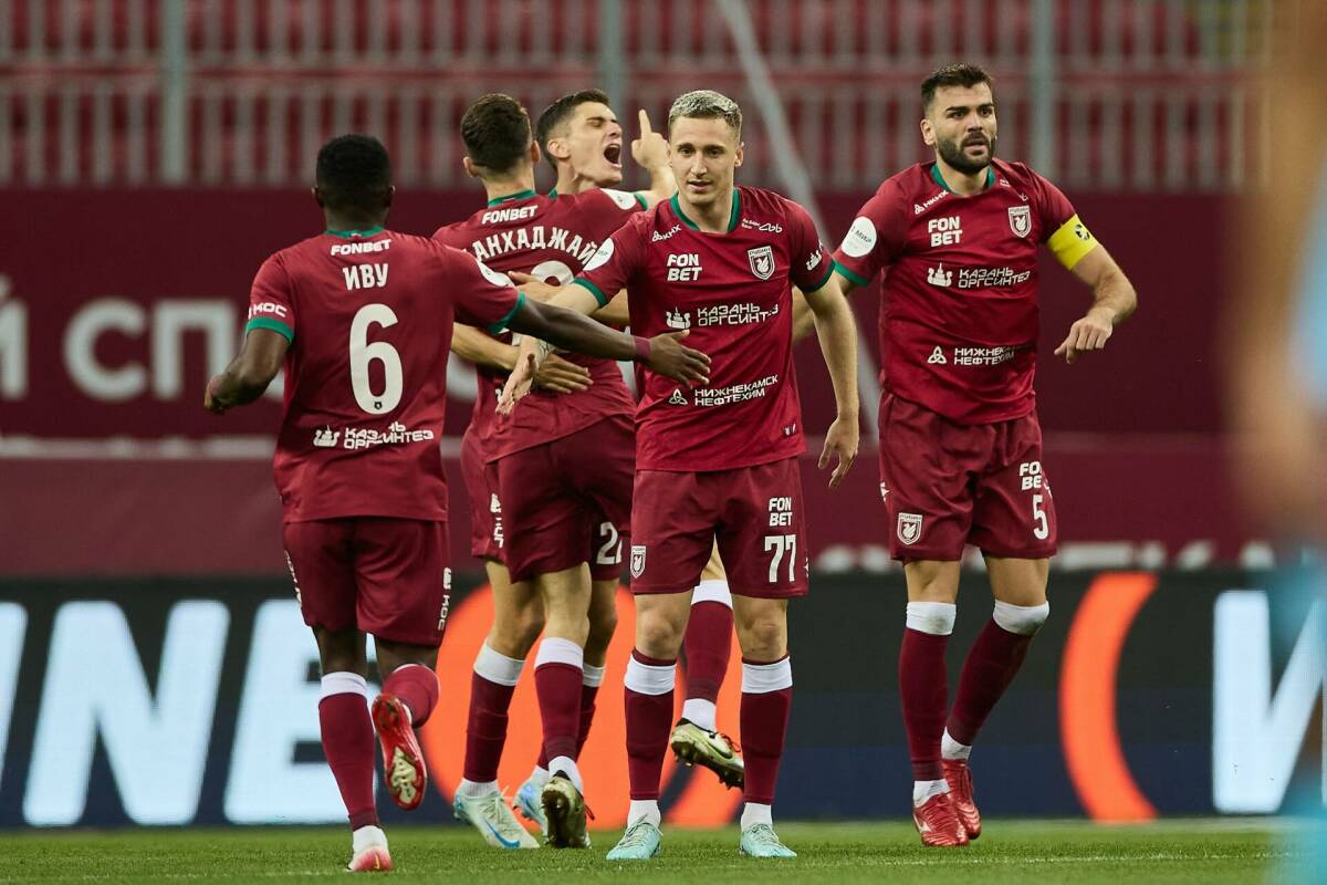 Рожков и Ходжа попали в сборную 2 тура РПЛ