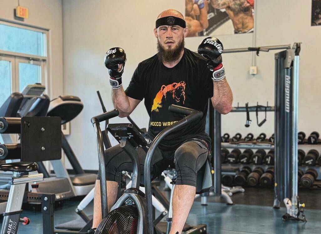 Ринат Фахретдинов: «Знаю бойцов из топ-15 UFC, которые не смогли бы мне противостоять»