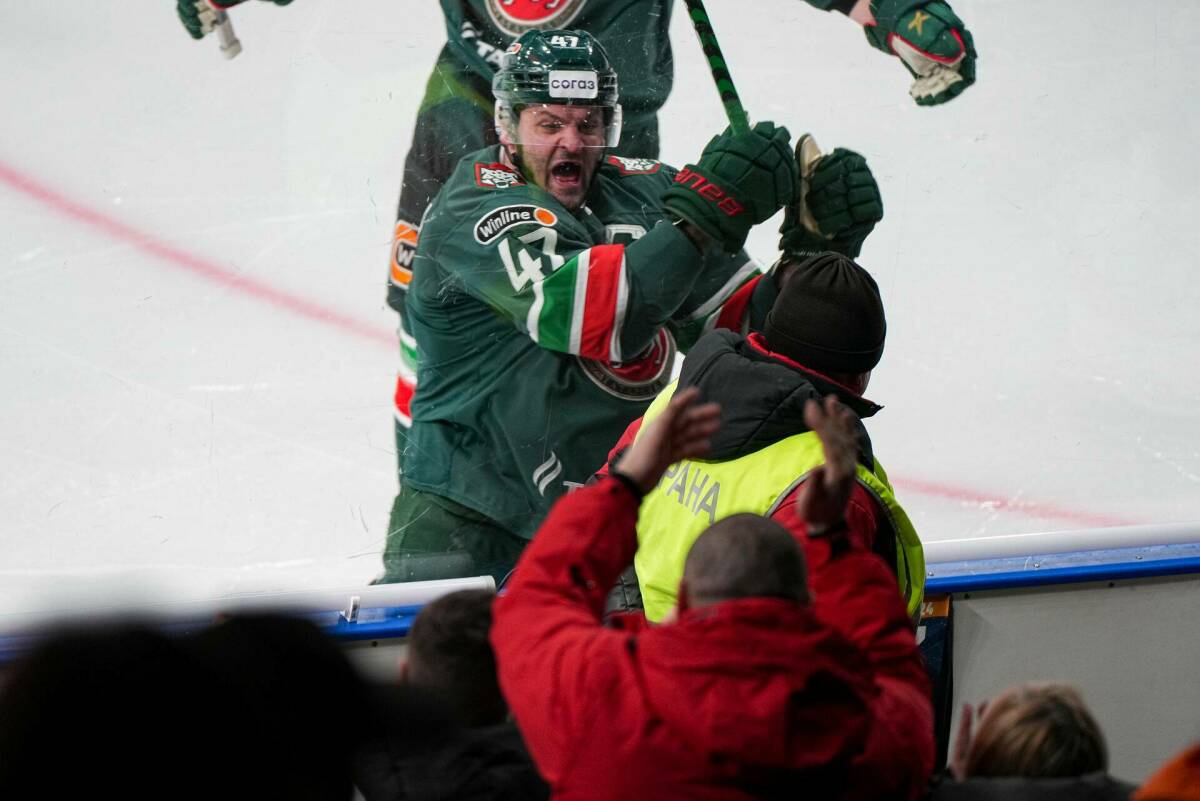 «Радик мне сильно так пихал». Сафонов рассказал о работе с Александром Радуловым