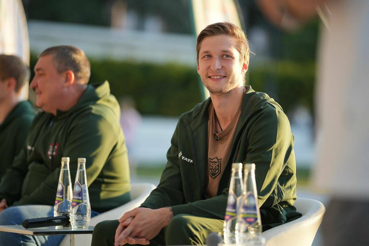 Бердин выйдет с первых минут в составе «Ак Барса» на матч с «Нефтехимиком»