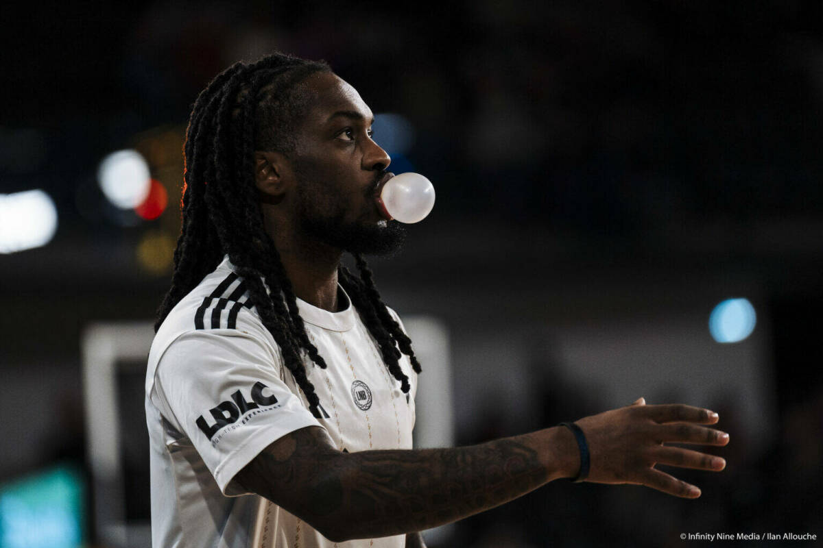 Ли - король дуги, Бингэм взбодрит Рейнольдса: конструктор состава УНИКСа на новый сезон