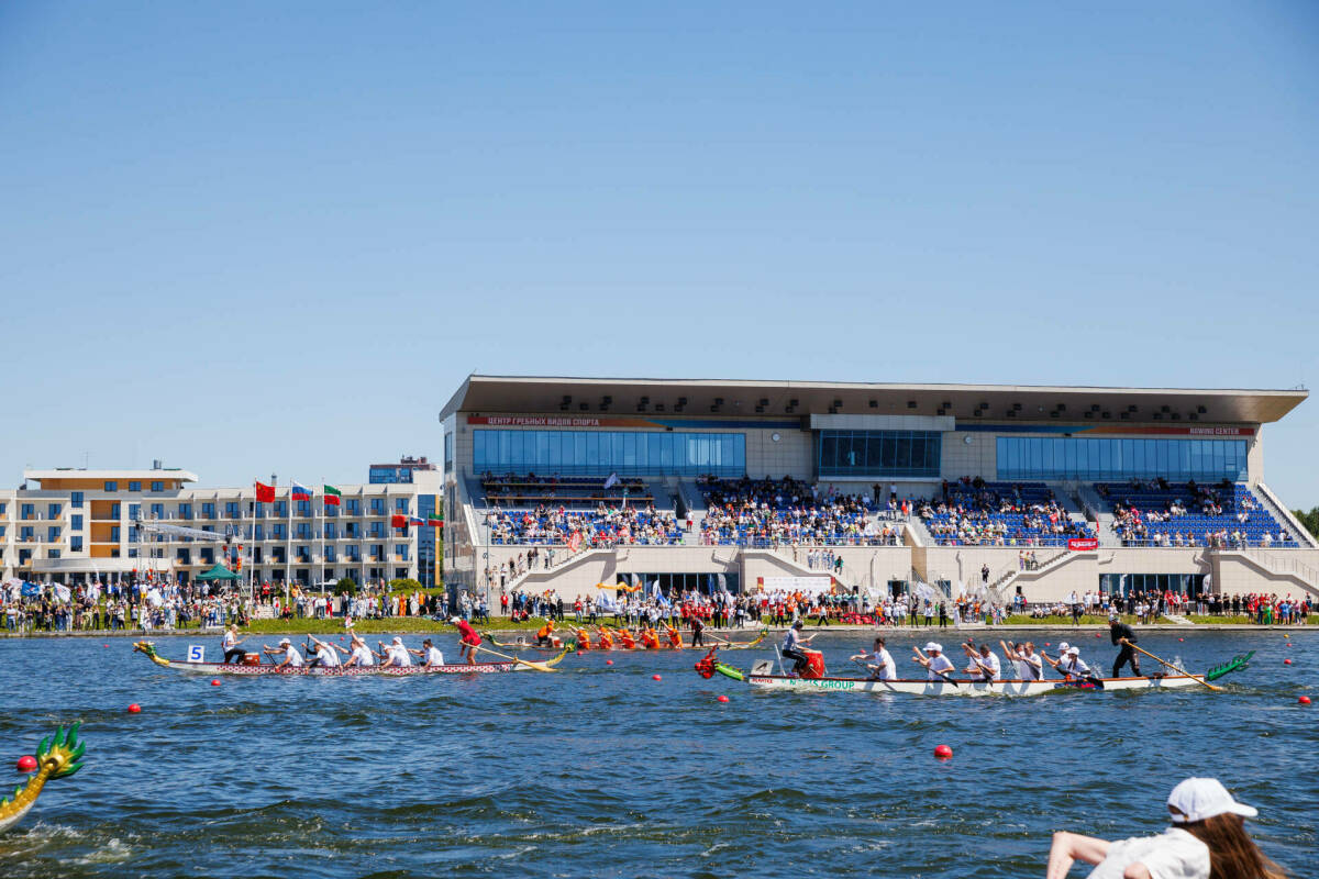 В Казани стартовали гонки на китайских лодках «Дракон»