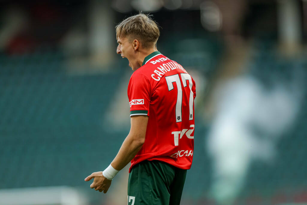 Источник: Самошников проходит медосмотр для «Спартака», сегодня игрок подпишет контракт