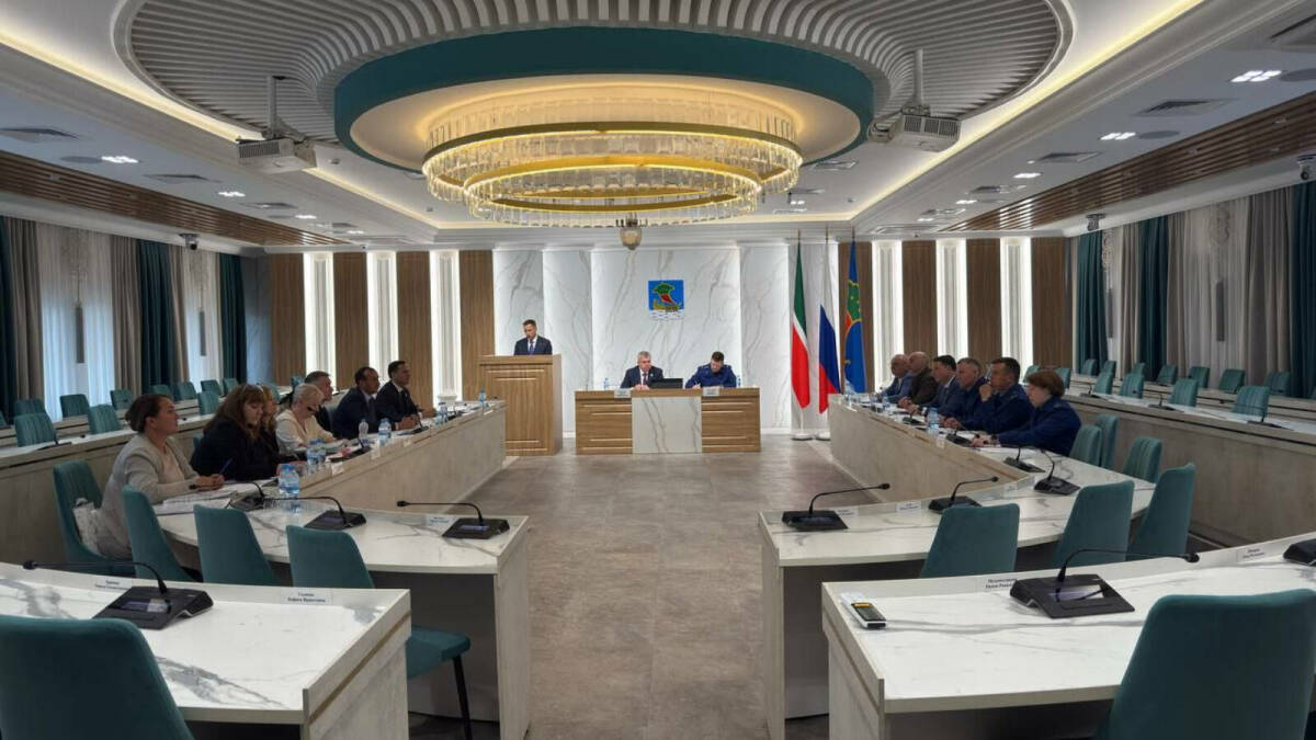 В Набережных Челнах провели совещание по предоставлению земель многодетным семьям