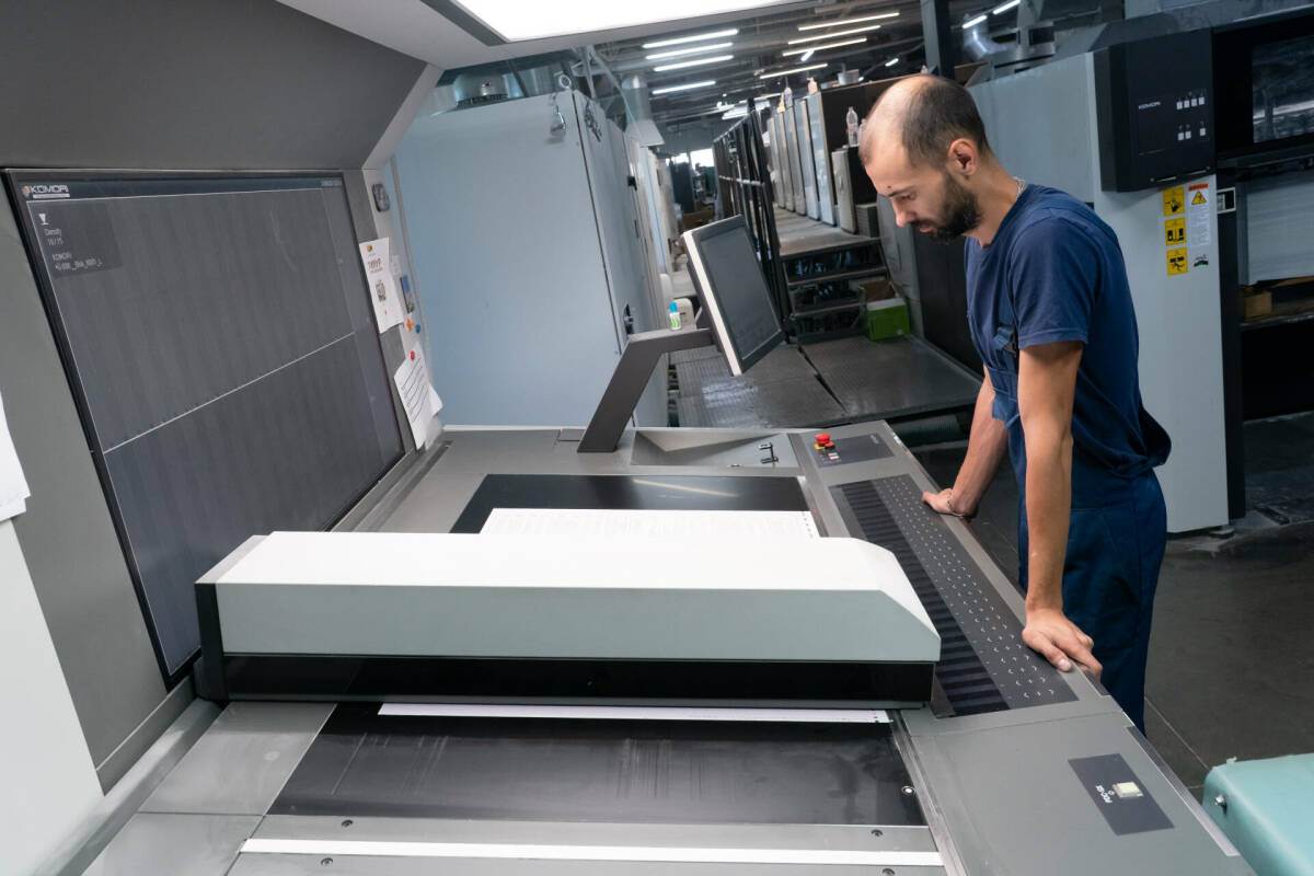 Зеленые, на двух языках и со спецзащитой: началась печать бюллетеней к выборам Раиса РТ