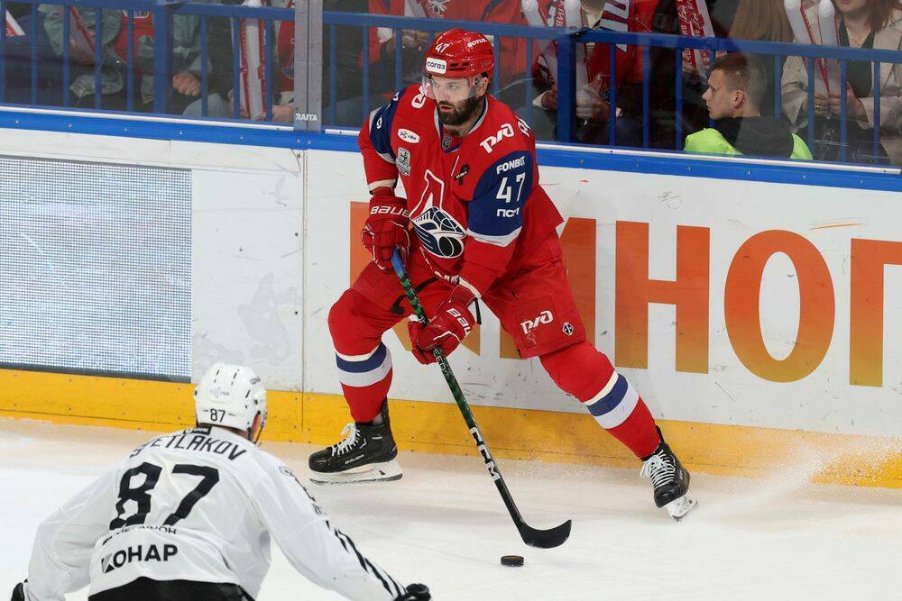 Радулов оформил дубль в матче против «Сибири»