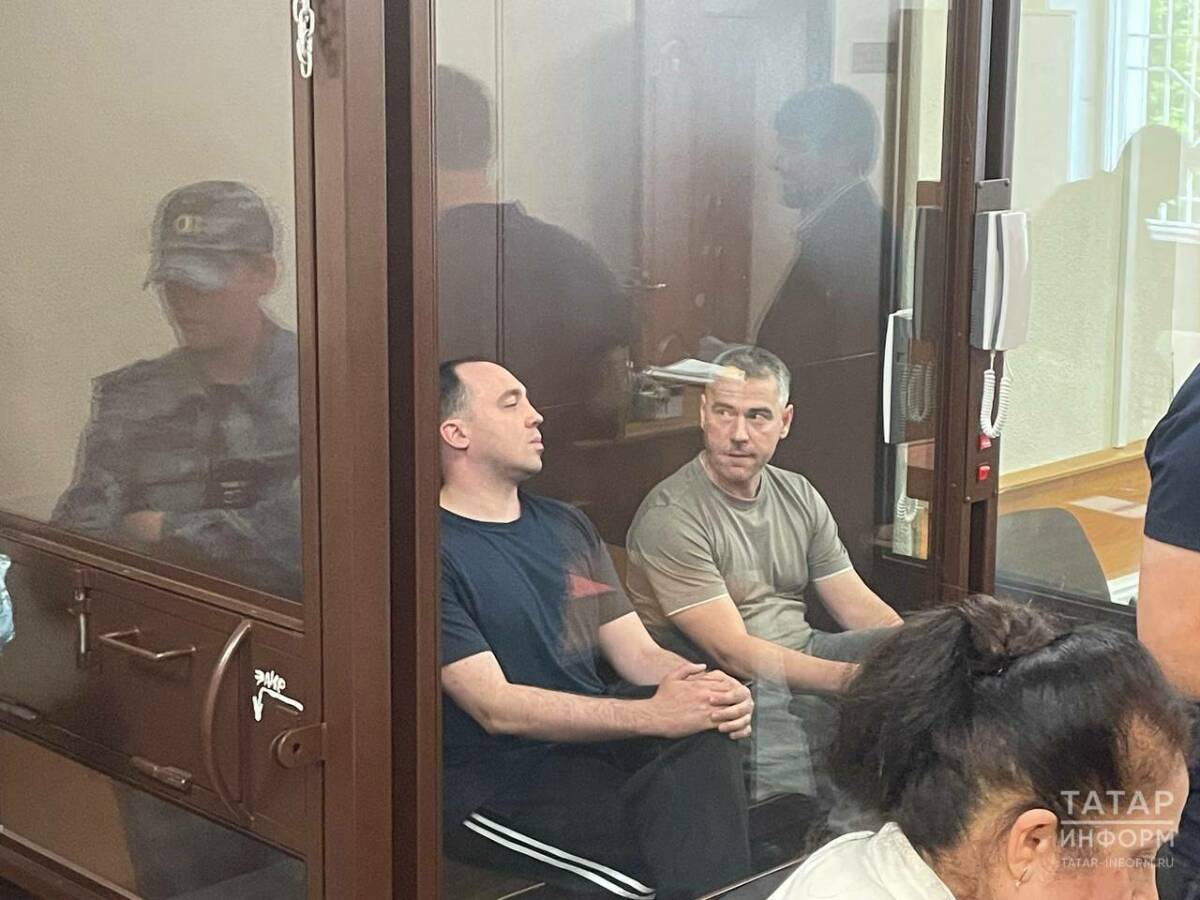 В Казани суд продлил арест экс-главе Приволжского отдела СК и его экс-подчиненному