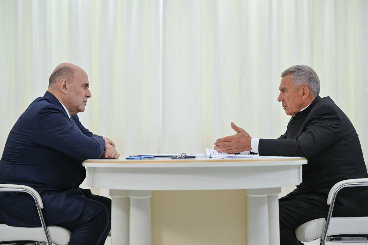 Минниханов на встрече с Мишустиным отметил системную работу СИБУРа в Татарстане
