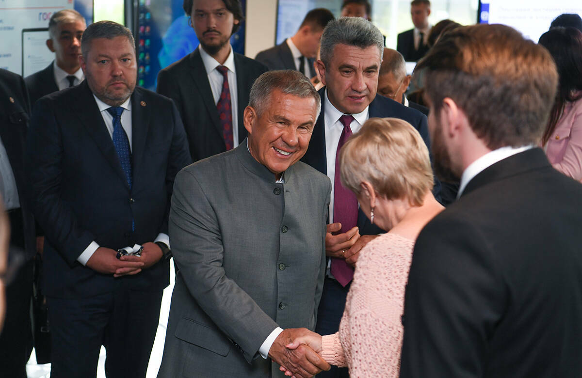 Жилье и меры поддержки: Минниханов предложил решение вопроса дефицита учителей