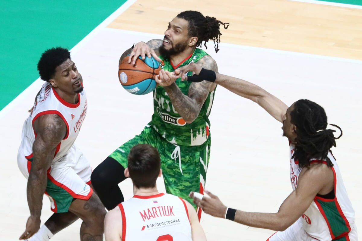 Прощание УНИКСа с Акун-Перселлом и красивый жест МБА-МАИ: трансферный гид Единой лиги ВТБ