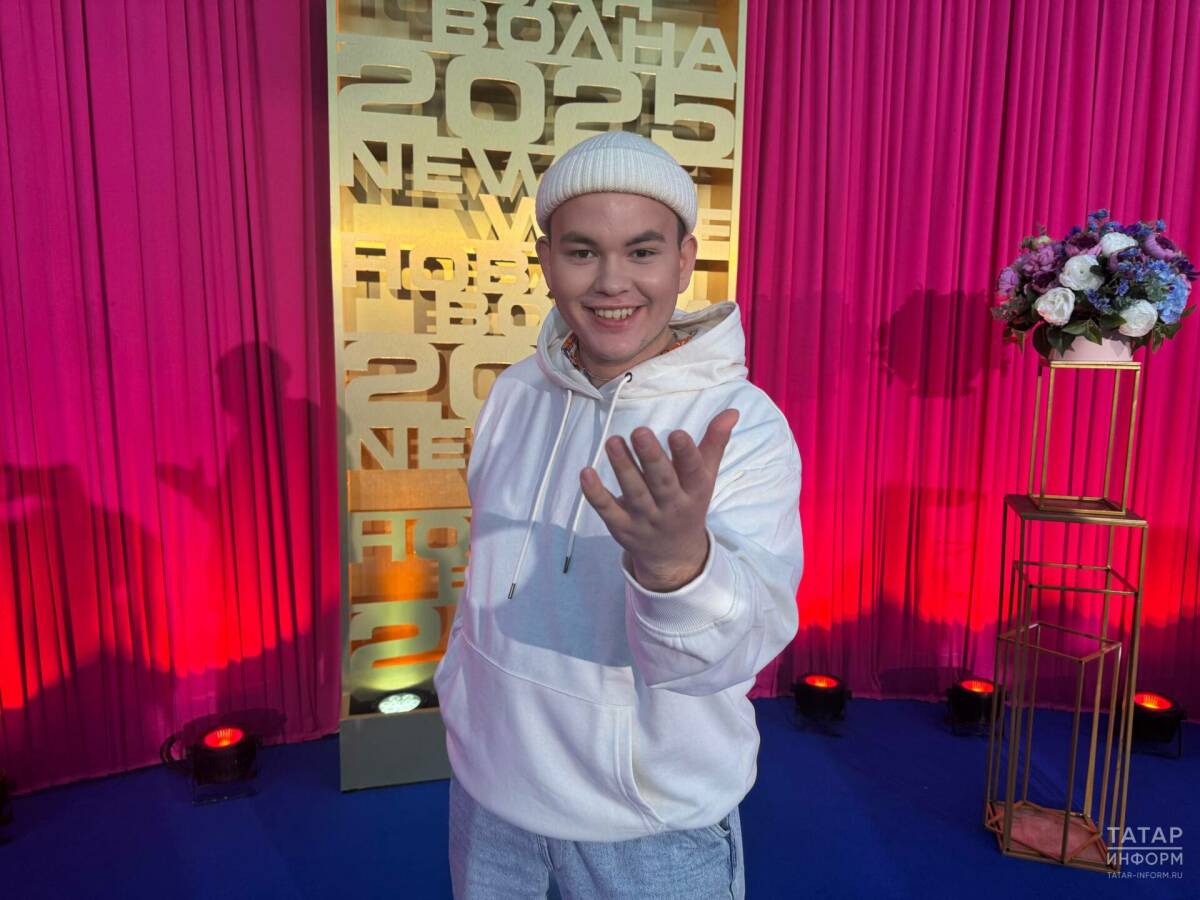 Певец JUMMY назвал попадание в тройку «Новой волны 2025» божественным чудом