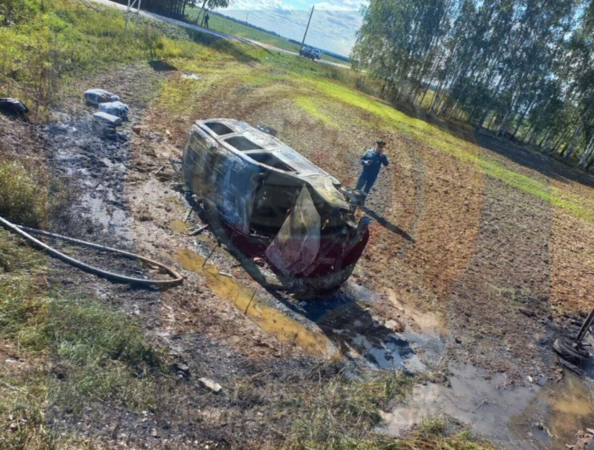 Легковушка влетела в «ГАЗель» на трассе в Татарстане, пассажирка погибла