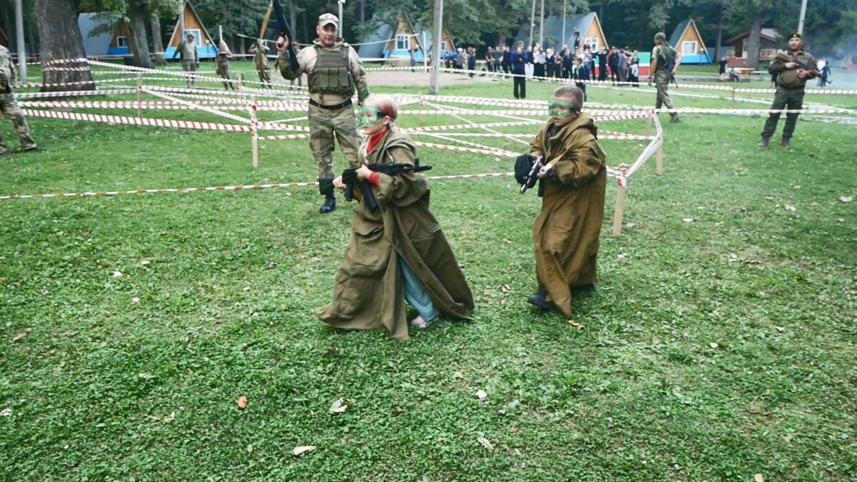 Нижнекамские школьники испытали себя на военно-патриотической «Зарнице»